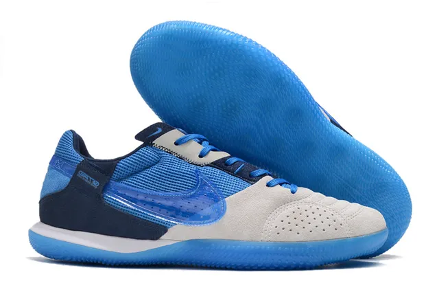 Nike Gato chaussures de football indoor blanches bleues rouges 7