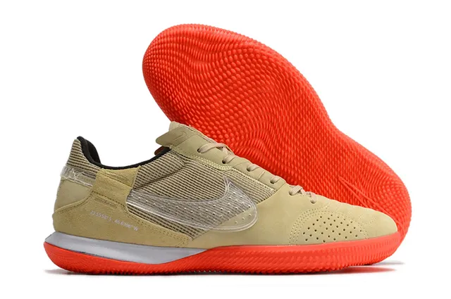 Nike Gato chaussures de football indoor blanches bleues rouges 21