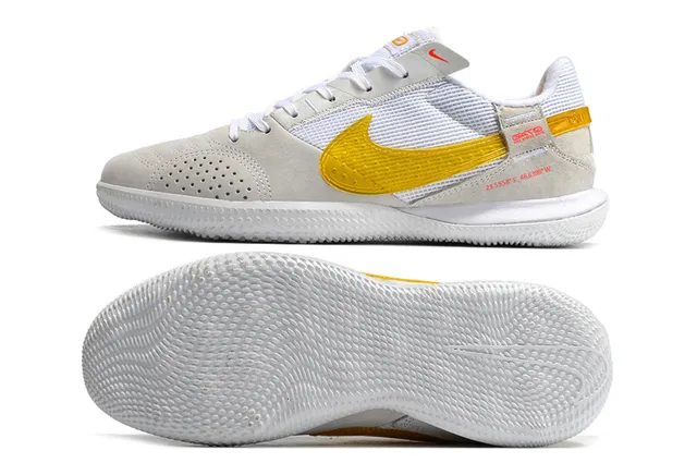 Nike Gato chaussures de football indoor blanches bleues rouges 23