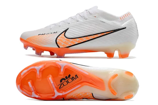 Nike Chaussures de football avec partie supérieure or bleu métallique cuivre plaque de semelle iridiscente terrain ferme 11