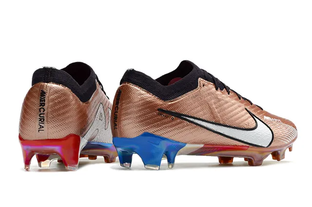Nike Chaussures de football avec partie supérieure or bleu métallique cuivre plaque de semelle iridiscente terrain ferme 22