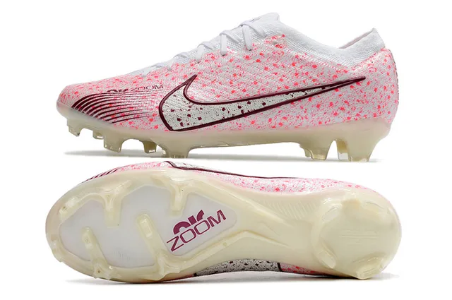 Nike Chaussures de football avec partie supérieure or bleu métallique cuivre plaque de semelle iridiscente terrain ferme 23