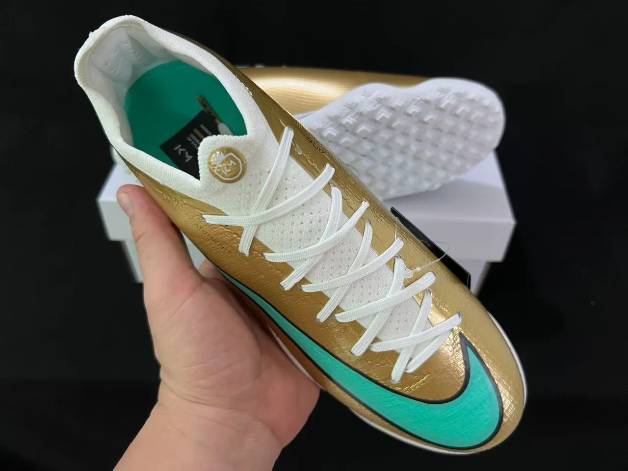 Nike Chaussures de football turf dessus synthétique métallique or bleu talón dégradé 5