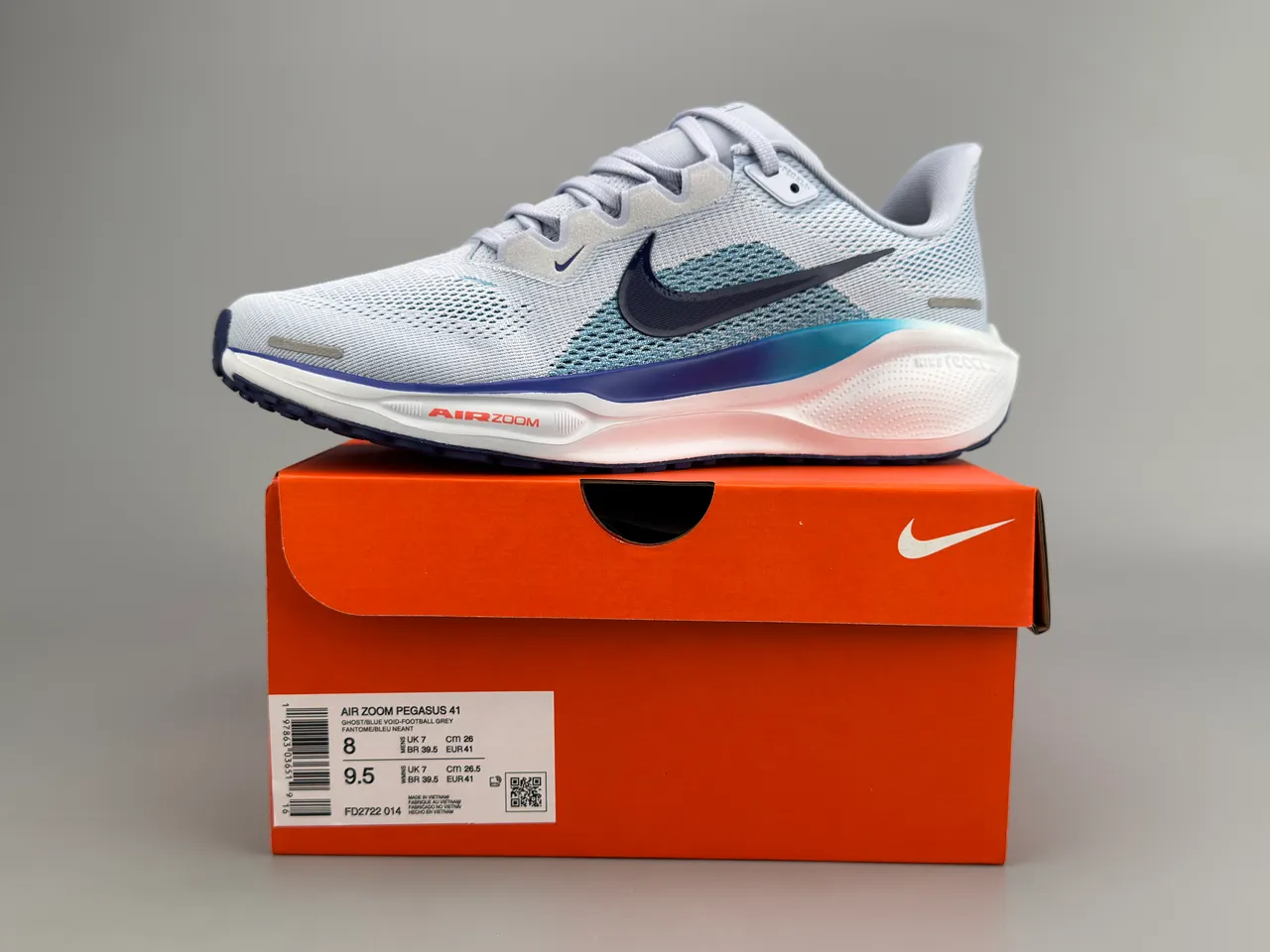 Nike Gray Blue Engineered Mesh Upper Gradient Overlay Running Shoes 4