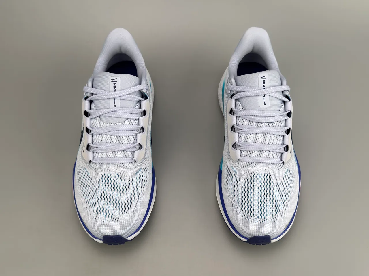 Nike Gray Blue Engineered Mesh Upper Gradient Overlay Running Shoes 9