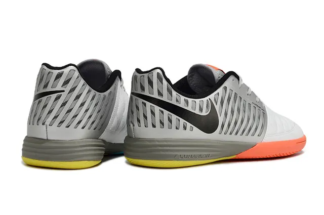 Nike Hyperfuse blanc gris Cage-Overlay Construction Quilted Leather Toe chaussures de soccer indoor 5