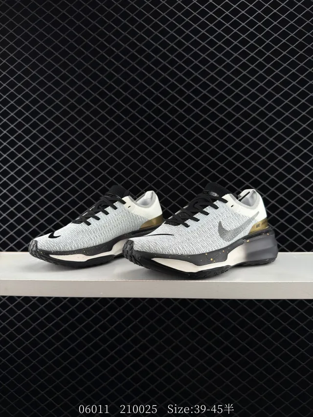 Nike Invincible Run 3 White Black Gold Running Shoes 5