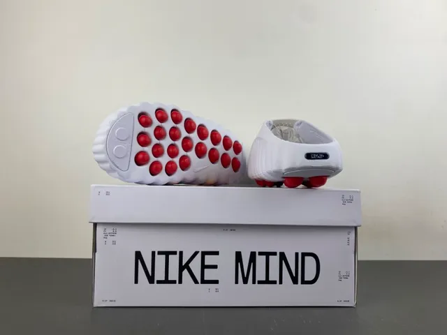 Nike ISPA White Black Molded Wavy Sole Perforated Upper Slippers 13