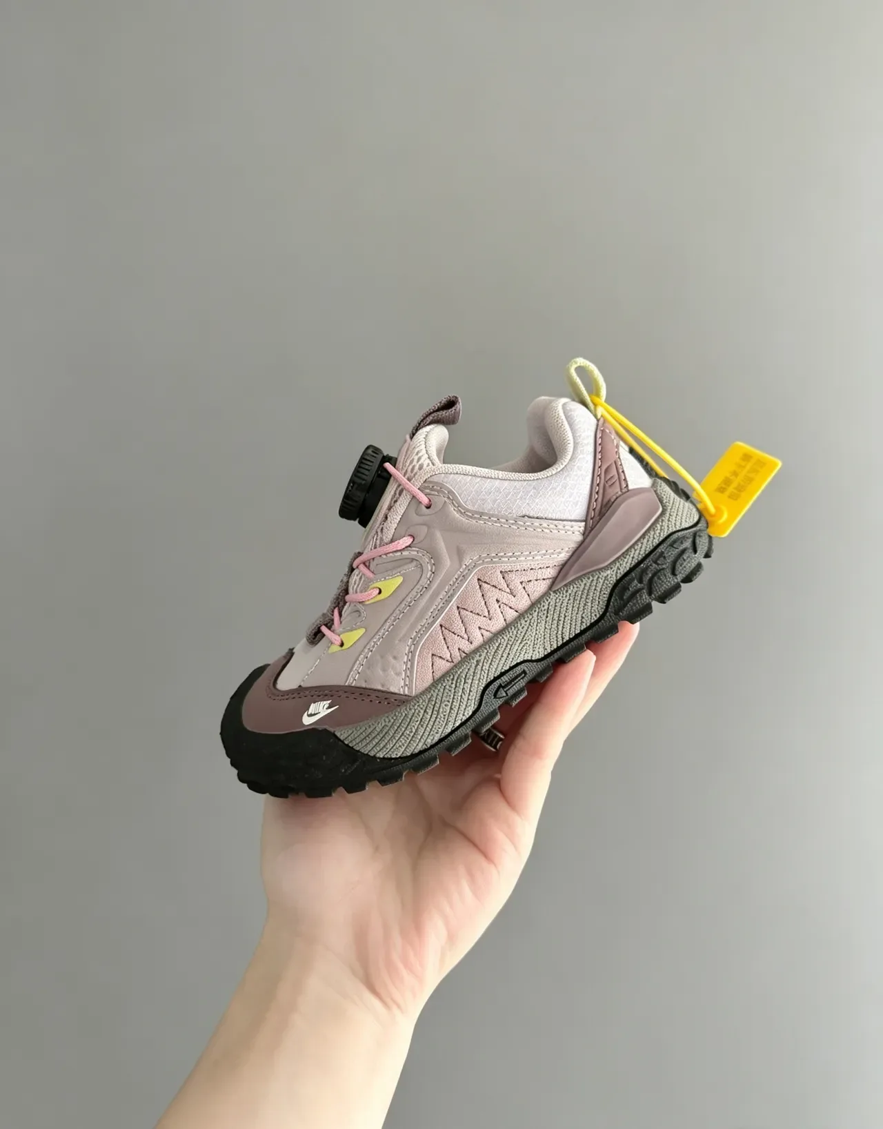 Nike Kids Dial-Closure Rugged Sole Sneakers 23