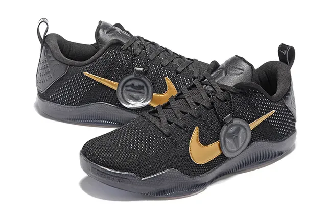 Nike Kobe أسود ذهبي أعلى نسيج Swoosh أكسنت أحذية كرة السلة 5