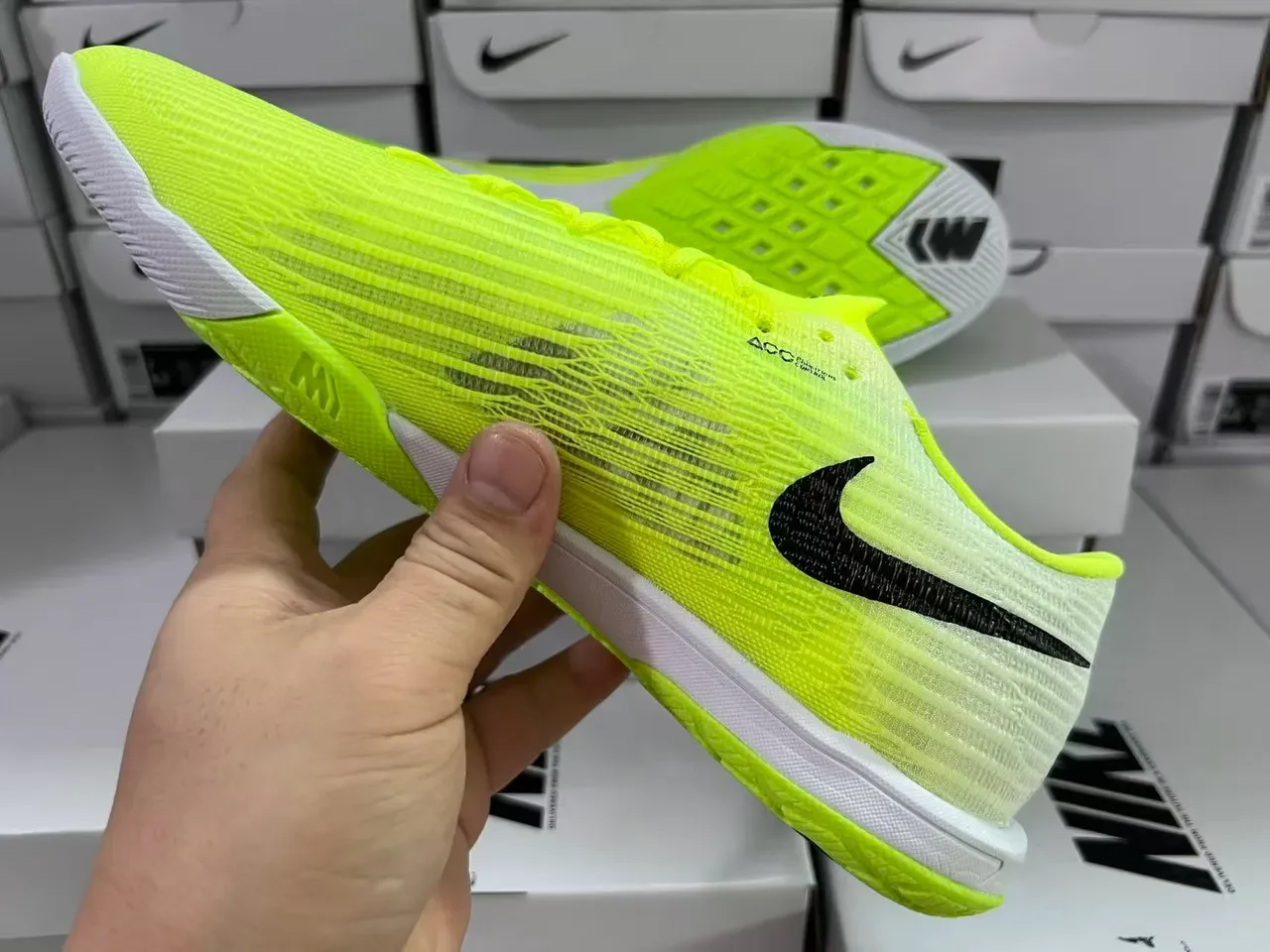 Nike Mercurial Flyweave Ultra Jaune Néon Noir Chaussures de football indoor 4