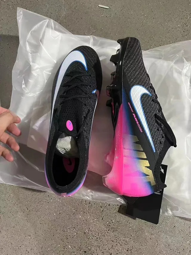 Nike Mercurial Soccer Shoes Black Pink Blue Gradient Firm-Ground Soccer Shoes 2