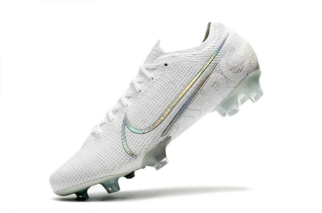 Nike Mercurial Vapor Chaussures de football pour terrain ferme 3