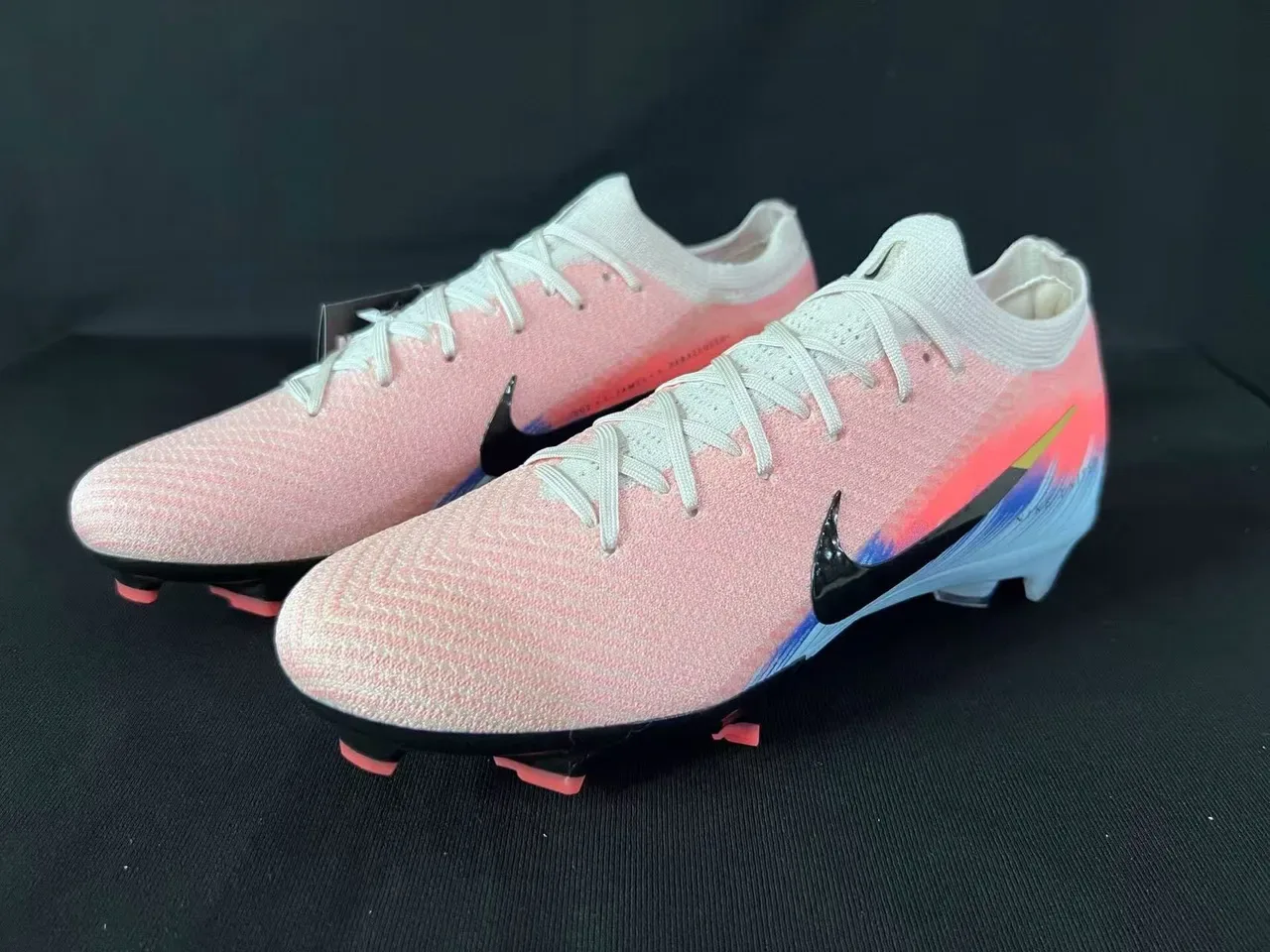 Nike Mercurial Vapor Chuteiras de Futebol Rosa Azul Upper Knit Colar Baixo Firm-Ground 10