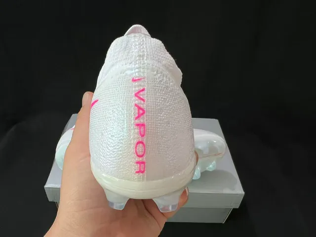 Nike Mercurial Vapor White Pink Atomknit Knit Upper Firm-Ground Soccer Shoes 3