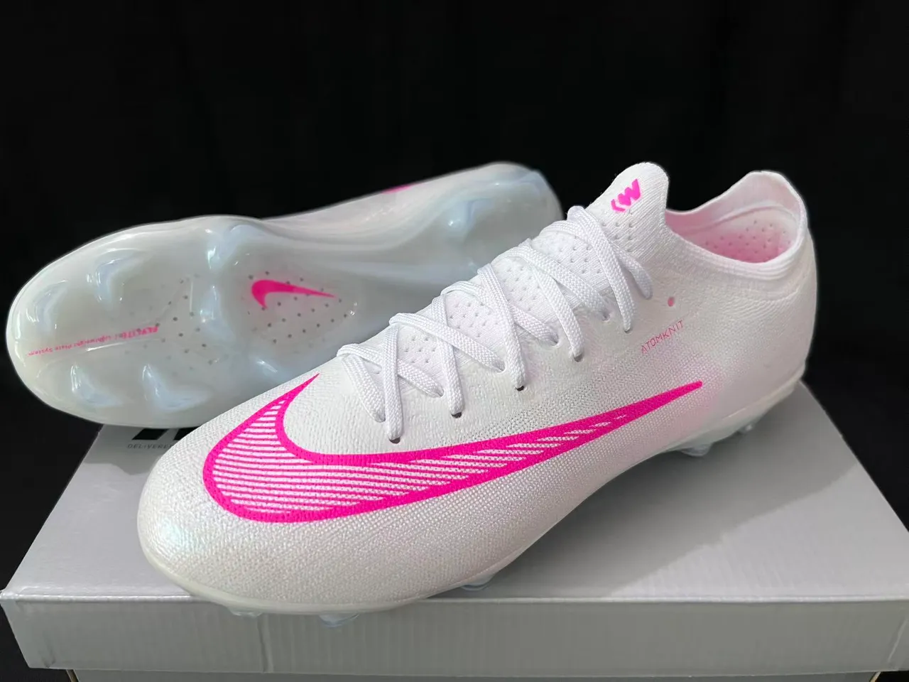 Nike Mercurial Vapor White Pink Atomknit Knit Upper Firm-Ground Soccer Shoes 9