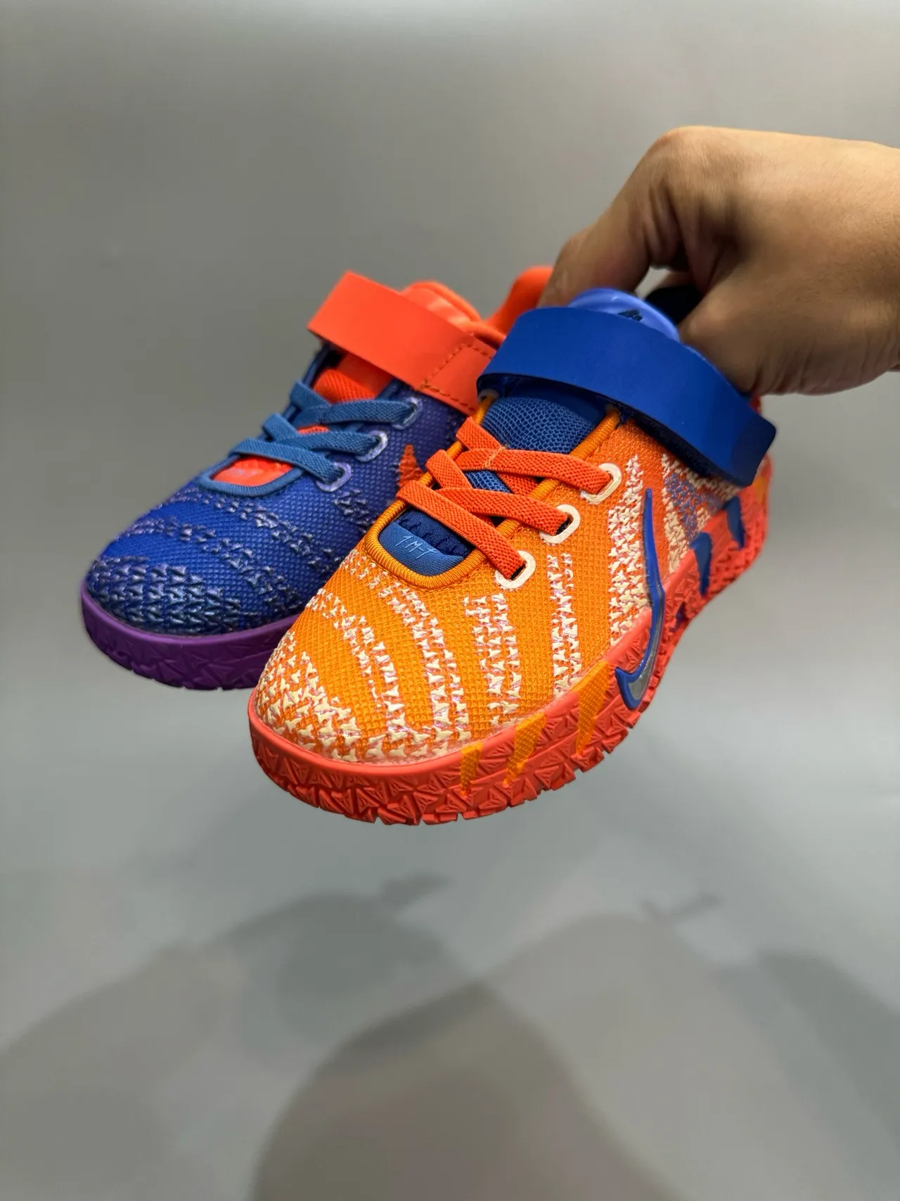 Nike Laranja Azul Tênis de Basquete Low-Top Upper de Tricot 4