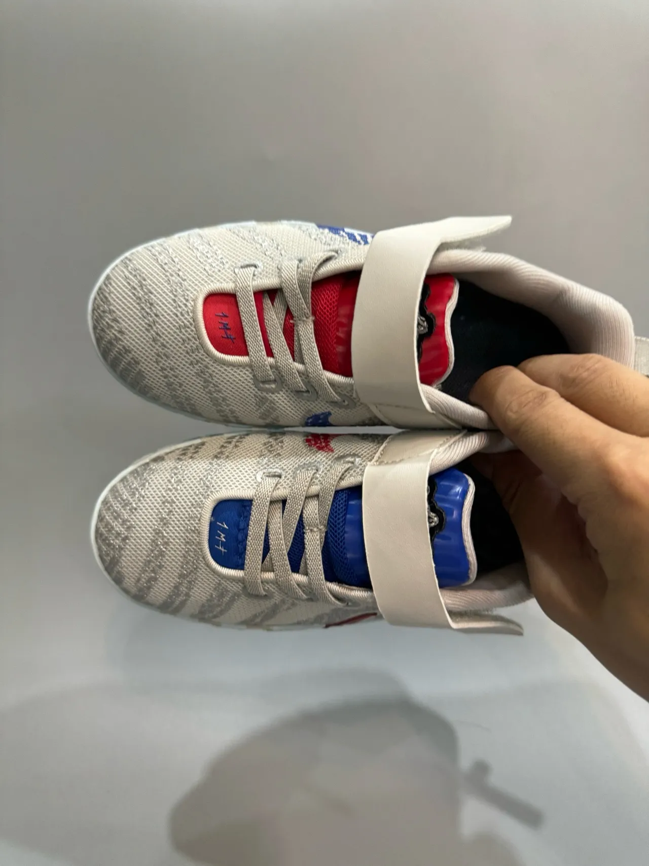 Nike Laranja Azul Tênis de Basquete Low-Top Upper de Tricot 21