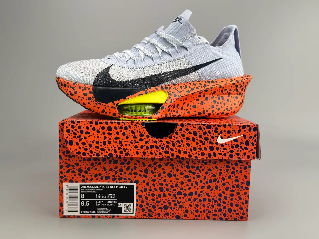 Nike Tênis Running Laranja Cinza Upper Knit Sola Média Moteada 2