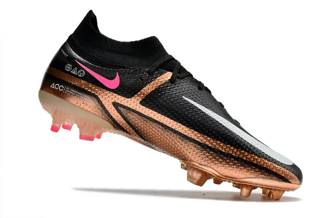Nike Phantom GT Noir Or Col Tricoté Lacets Asymétriques Soles Pour Sol Ferme Chaussures de Football 3