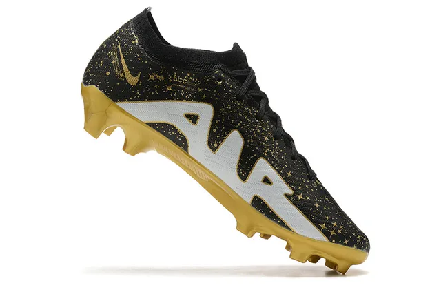 Nike Phantom GT Black Gold White Swoosh Overlay Molded Outsole Firm-Ground Soccer Shoes 3