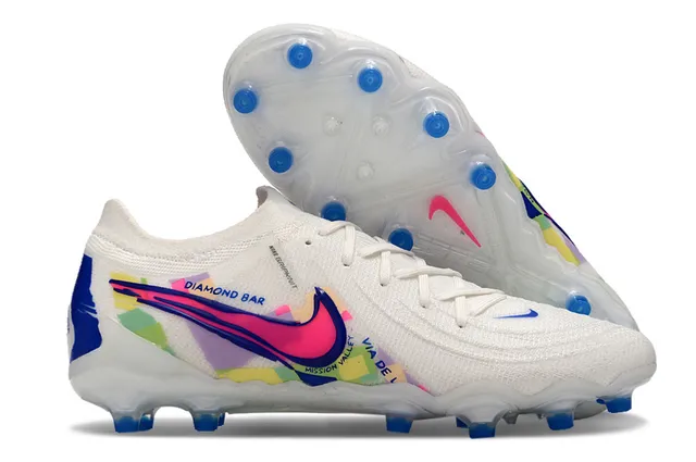 Nike Phantom GT Diamond Bar Multicolor Firm-Ground Soccer Shoes 1