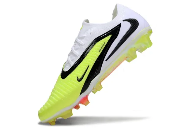 Nike Phantom GT أحذية كرة القدم أبيض وأصفر خياطة غير متماثل أسود أرض صلبة 3