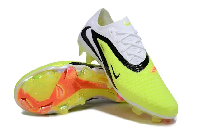 Nike Phantom GT أحذية كرة القدم أبيض وأصفر خياطة غير متماثل أسود أرض صلبة 4