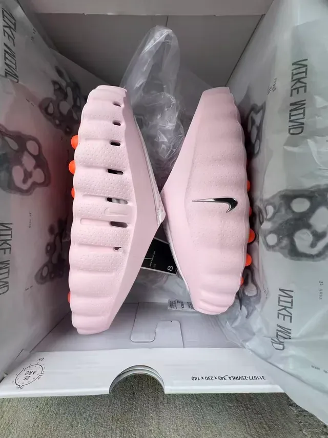 Nike Pink and Orange Podded Midsole Lifestyle Sneaker 9