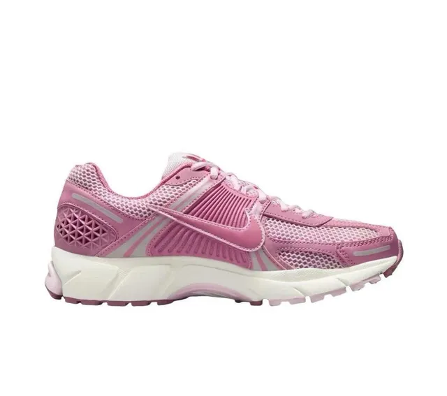 Nike Chaussures de course rose blanc maille superposition synthétique construction panneaux latéraux côtelés 2