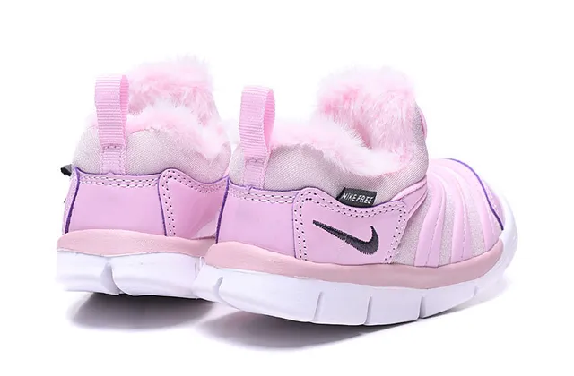 Nike Rose Blanc Slip-On Ribbed Synthetic Upper Bottes de Neige 4