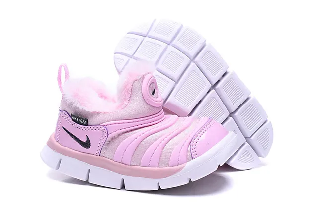 Nike Rose Blanc Slip-On Ribbed Synthetic Upper Bottes de Neige 7