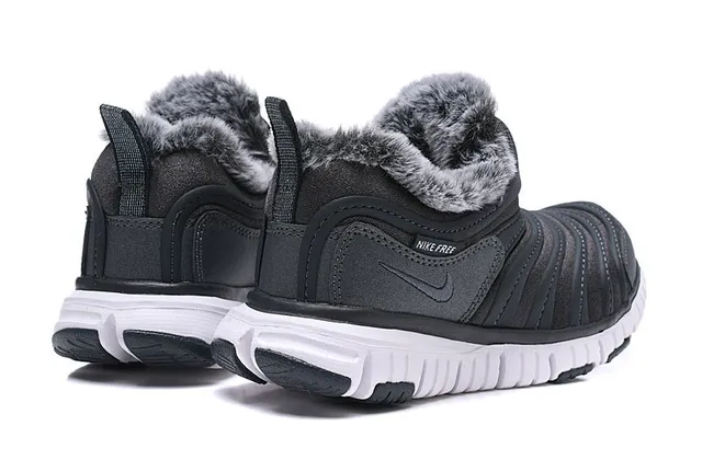 Nike Rose Blanc Slip-On Ribbed Synthetic Upper Bottes de Neige 16