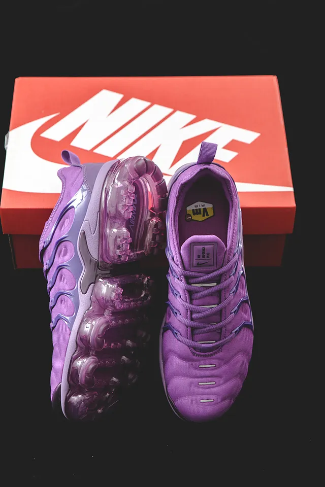 Nike Purple Transparent Wave-Shaped Cage Overlay Translucent Segmented Air Sole Lifestyle Sneakers 6