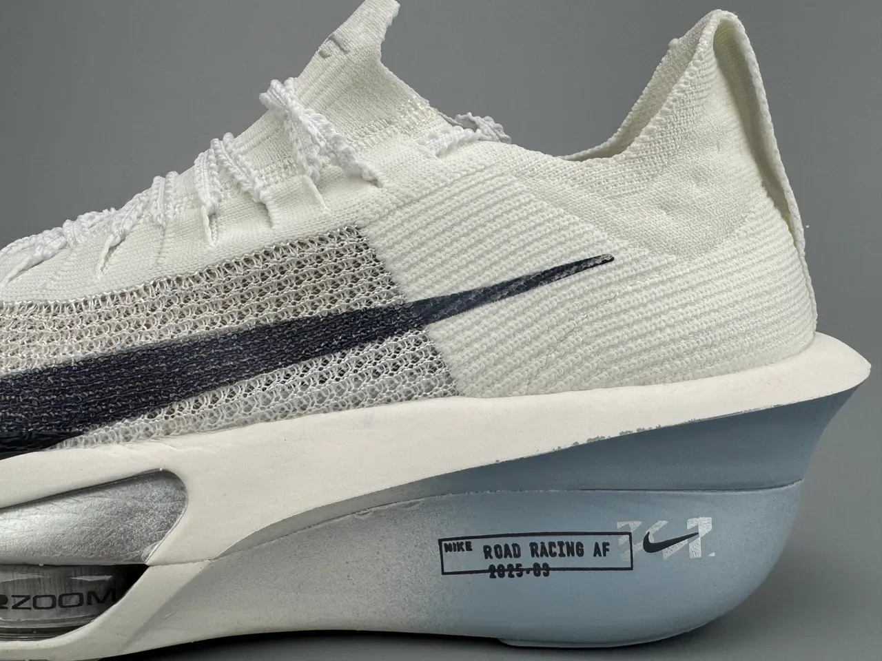 Nike Road Racing AF chaussures de running blanc noir gris 3