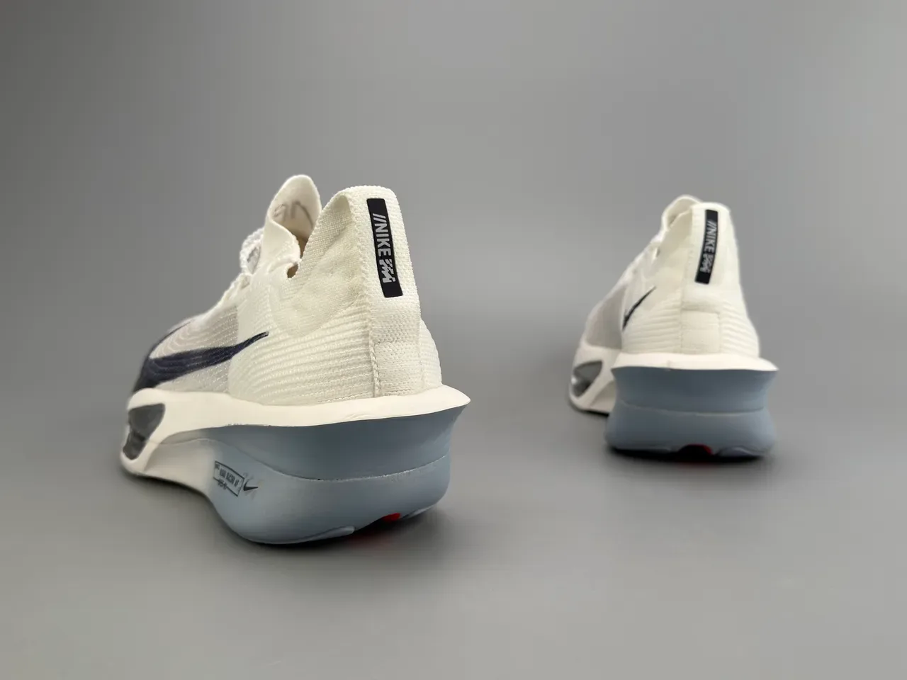 Nike Road Racing AF chaussures de running blanc noir gris 4