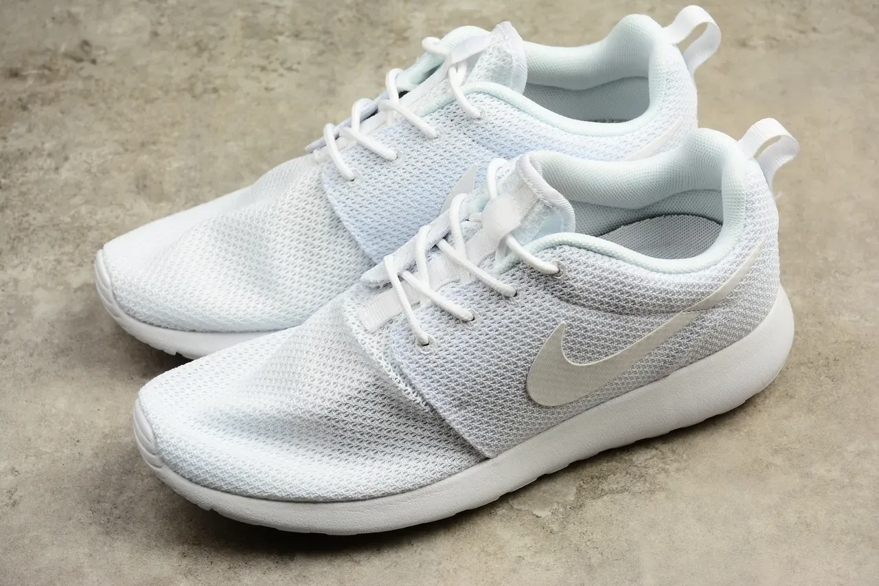 Nike Roshe One White Lifestyle Sneakers 15