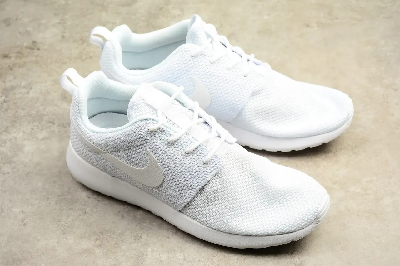 Nike Roshe One White Lifestyle Sneakers 17