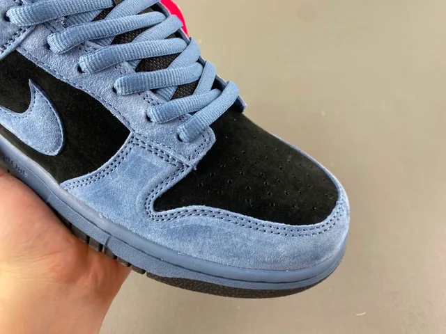 Nike SB Dunk Low '94' chaussures de skateboard en daim bleu noir 2