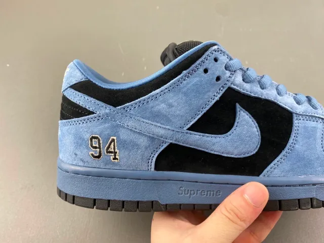 Nike SB Dunk Low '94' chaussures de skateboard en daim bleu noir 3