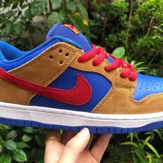 Nike SB Dunk Low Blue Tan Red Skateboard Shoes