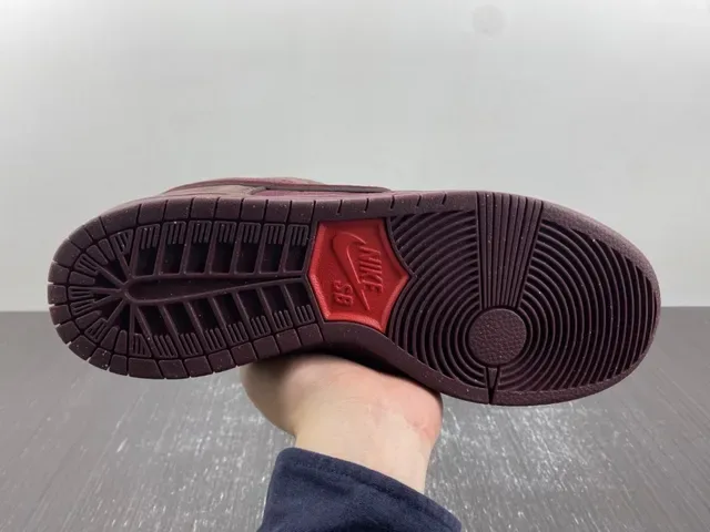Chaussures de Skateboard Nike SB Dunk Low Bourgogne Marron 7