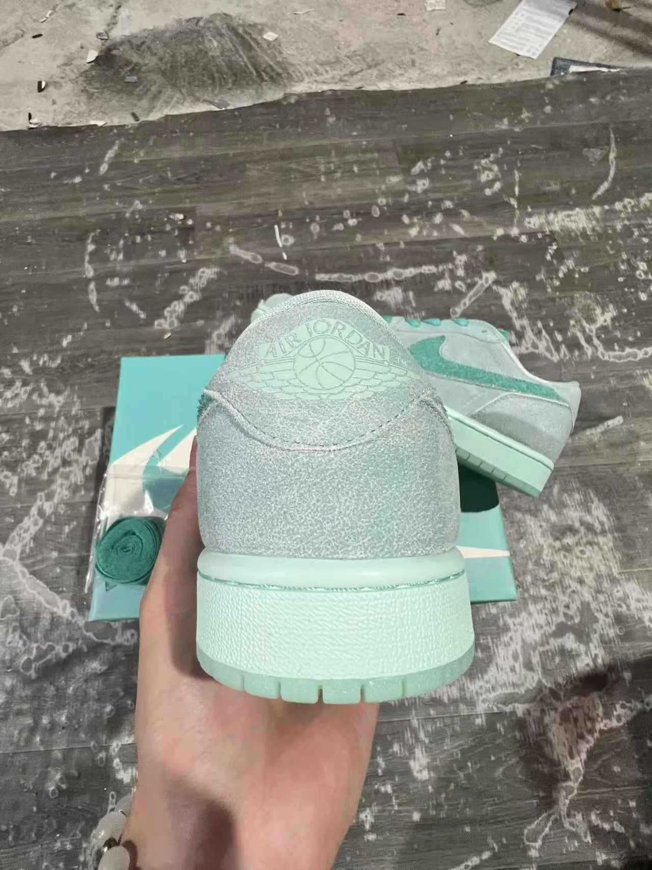 Nike SB Dunk Low Mint Teal Suede Skateboard Shoes 2
