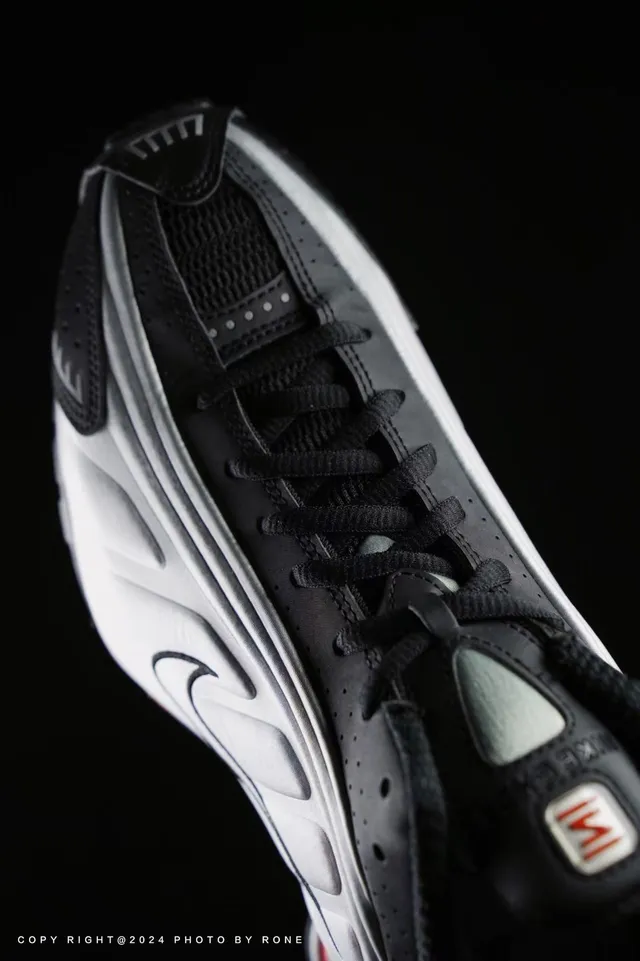 Nike Shox NZ Black Silver Red Lifestyle Sneakers 15