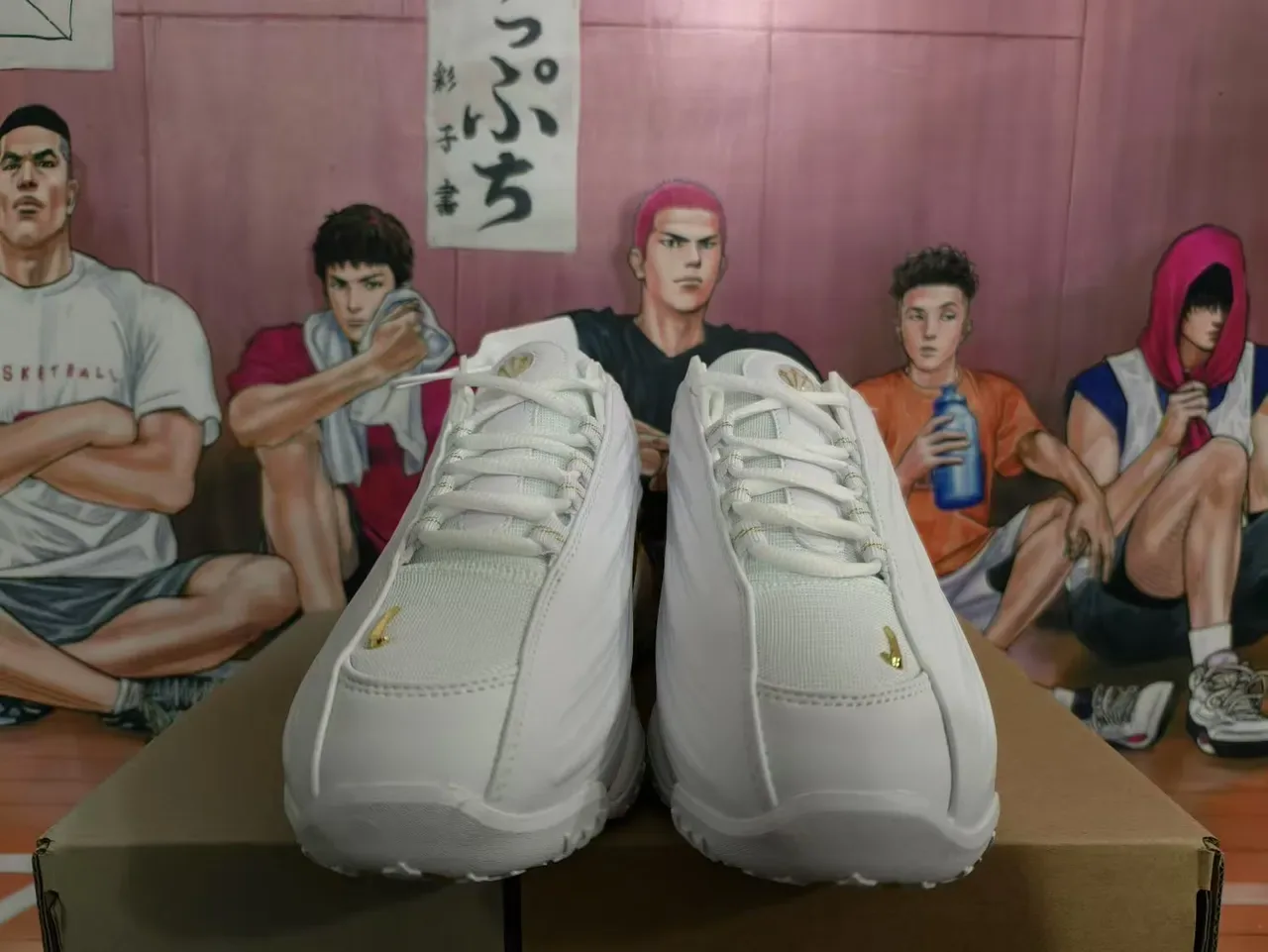 Nike Shox TL White and Metallic Gold Lifestyle Sneakers 4