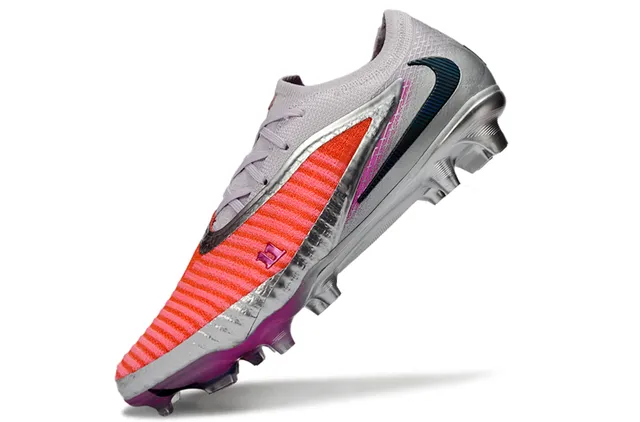 Nike Silver Pink Low-Cut Knit Upper Asymmetric Overlay Firm-Ground Soccer Shoes 11