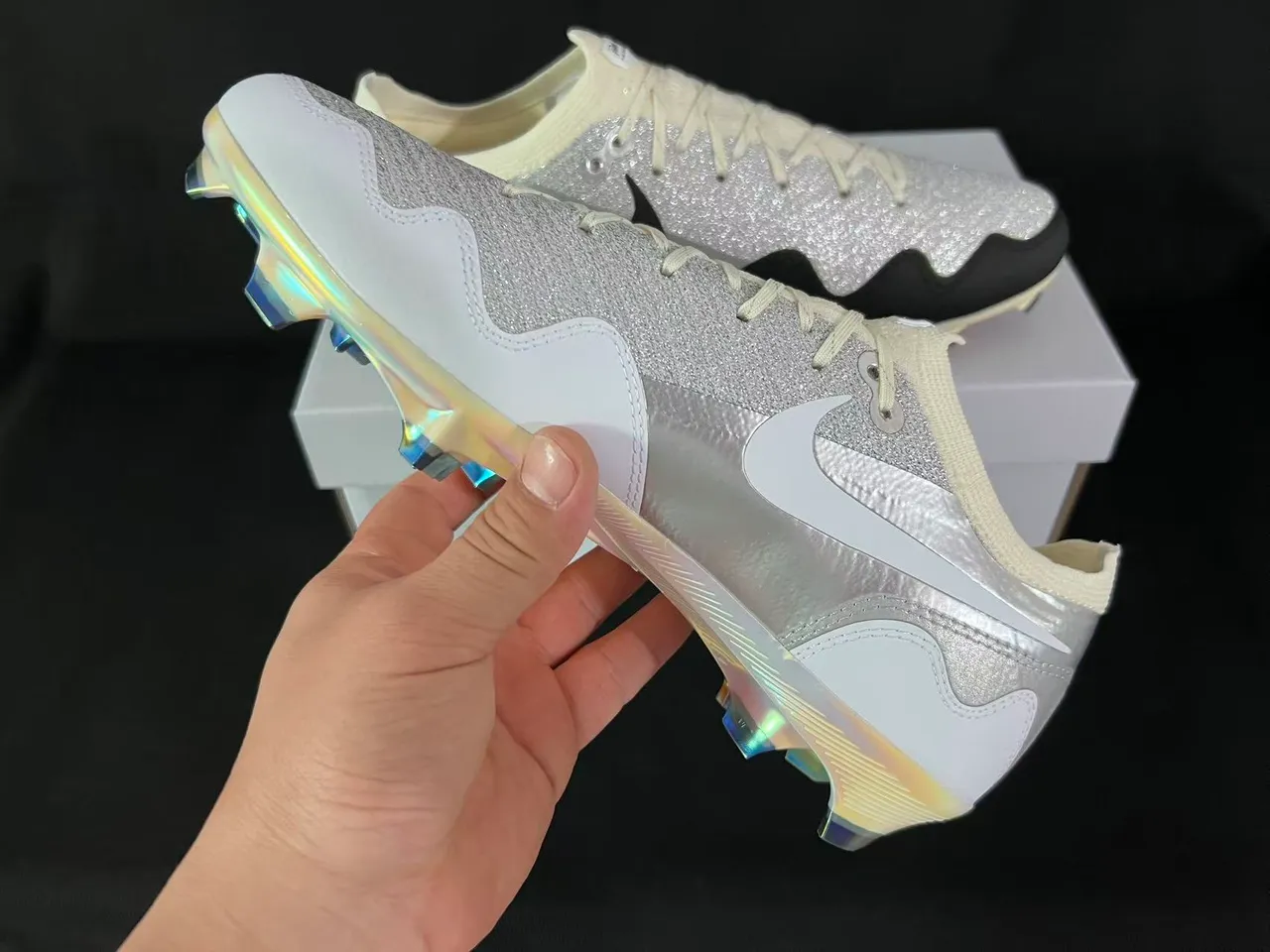 Nike Silver White Glitter Upper Swoosh Overlay Firm-Ground Soccer Shoes 4