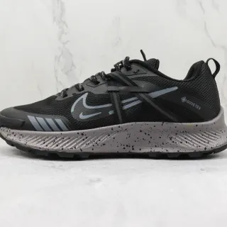 Nike Trail Running Shoe Black Gray GORE-TEX Running Shoes