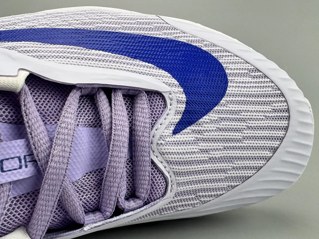 Nike Vapor Chaussures de running blanches et violettes avec upper en tricot et semelle Air Zoom 2
