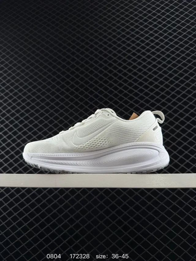 Nike VOMERO 18 White Knit Upper Wave-Patterned Midsole Running Shoes 4